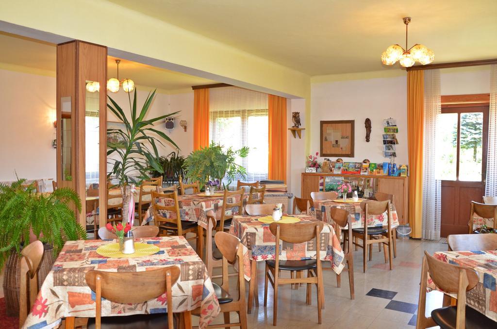 Gasthof-Pension Karawankenblick Pörtschach am Wörthersee 외부 사진