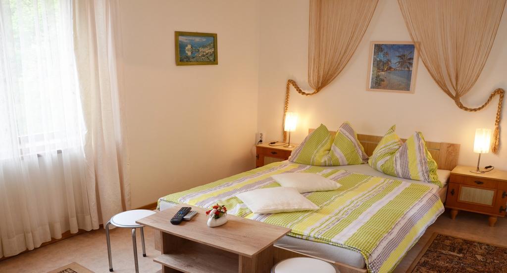 Gasthof-Pension Karawankenblick Pörtschach am Wörthersee 외부 사진