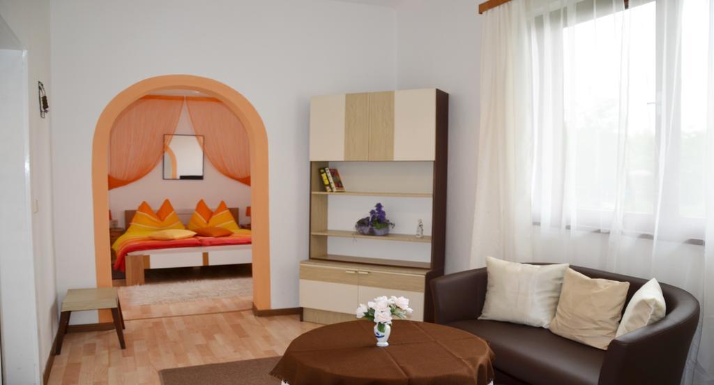 Gasthof-Pension Karawankenblick Pörtschach am Wörthersee 외부 사진